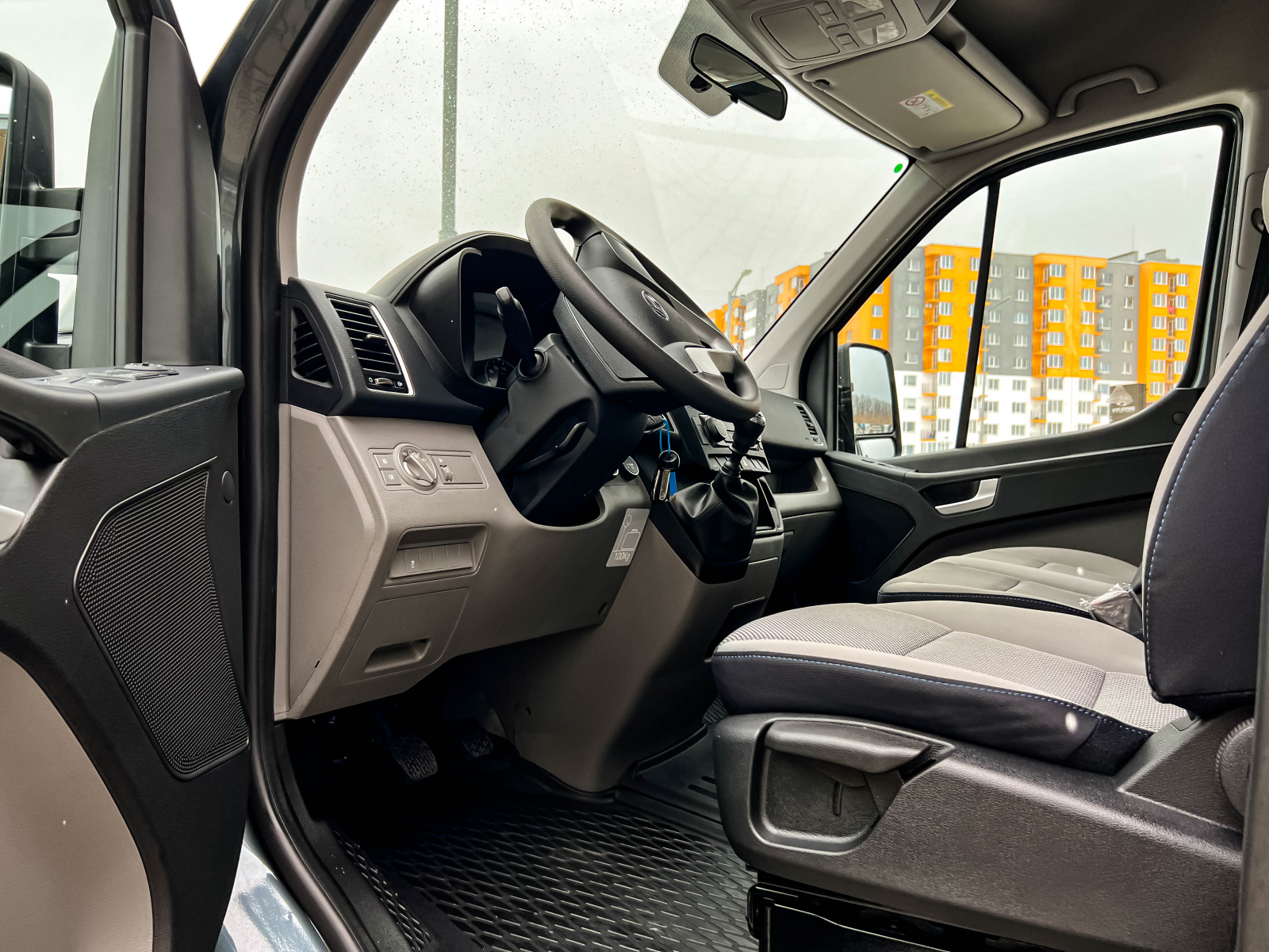 Hyundai H350 – мікроавтобус для комфортабельних пасажирських перевезень в наявності у автосалоні! | Олимп Мотор - фото 14